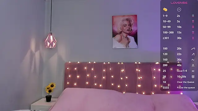 ScarletGV online show from 07-20-26, 11:34