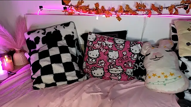 nicollewetpussy online show from 11-20-25, 06:51