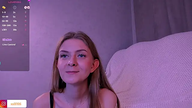 Naomi Girly online show from 01-15-25, 05:15