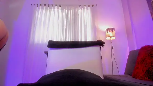 michele watson online show from 09-21-25, 03:35