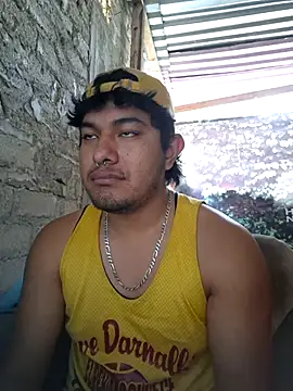 Snapshot of GusssHOT chatting on 04-11-26, 03:49 GusssHOT online show from 04-11-26, 03:49