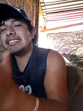 Snapshot of GusssHOT chatting on 04-15-26, 03:08 GusssHOT online show from 04-15-26, 03:08