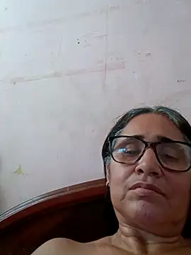 candi online show from 02-15-25, 11:39