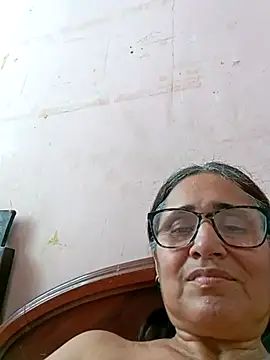  candi online show from 02-19-25, 08:31