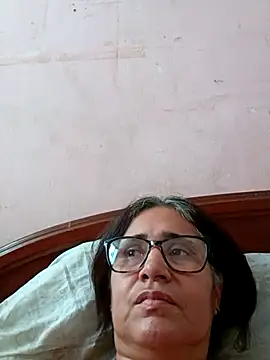  candi online show from 02-28-25, 09:33