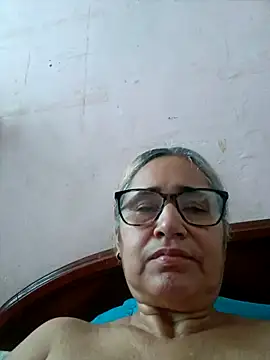  candi online show from 10-13-25, 11:54