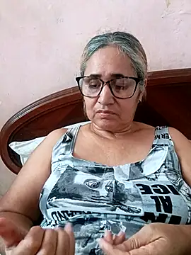  candi online show from 11-17-25, 05:08