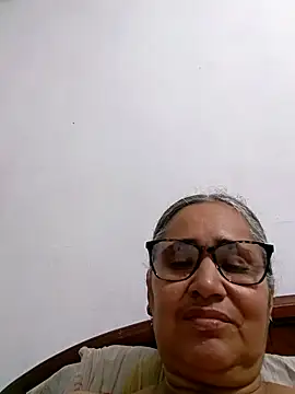 Snapshot of _candi chatting on 04-28-26, 02:21 candi online show from 04-28-26, 02:21