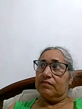 Snapshot of _candi chatting on 05-05-26, 04:31 candi online show from 05-05-26, 04:31
