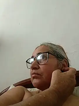 Snapshot of _candi chatting on 05-13-26, 04:26 candi online show from 05-13-26, 04:26