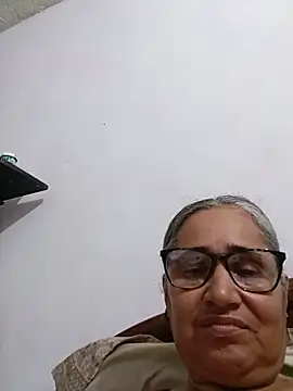 Snapshot of _candi chatting on 05-26-26, 03:57 candi online show from 05-26-26, 03:57