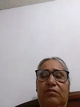 Snapshot of _candi chatting on 05-27-26, 02:30 candi online show from 05-27-26, 02:30