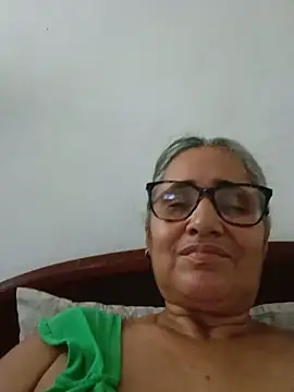 Snapshot of _candi chatting on 06-16-26, 02:41 candi online show from 06-16-26, 02:41