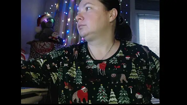 amorelara online show from 11-17-25, 06:08