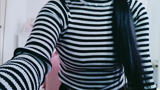 Snapshot of Mana_chan chatting on 02-19-25, 05:38 Mana chan online show from 02-19-25, 05:38