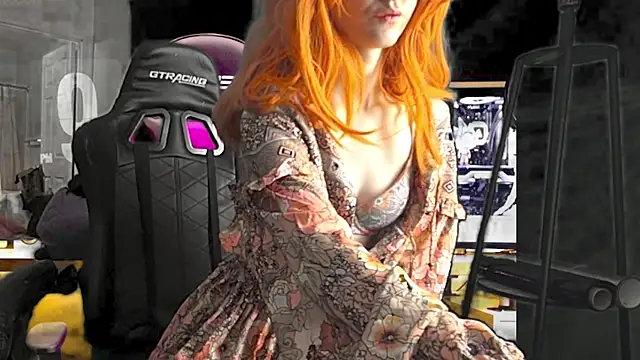 Snapshot of AriellaTaylor chatting on 03-15-25, 04:57 AriellaTaylor online show from 03-15-25, 04:57