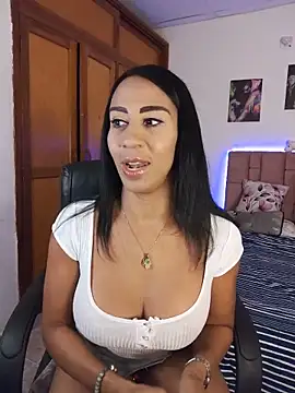 charlotte bayron02 online show from 06-05-26, 12:17