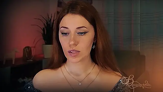 MissBeverlyMills online show from 03-08-26, 04:49