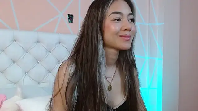 Snapshot of hantonella_ chatting on 10-04-25, 08:51 hantonella  online show from 10-04-25, 08:51