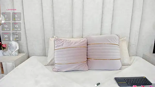 Snapshot of im_giselle_ chatting on 04-28-26, 05:34 im giselle online show from 04-28-26, 05:34