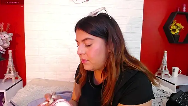  poison sweet online show from 11-11-25, 06:30