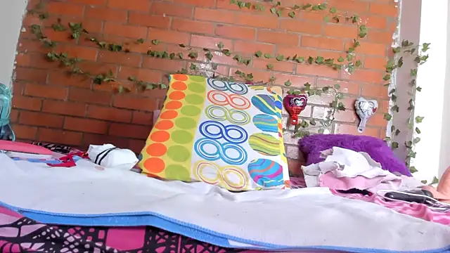 Elianissquirt online show from 03-07-26, 12:13