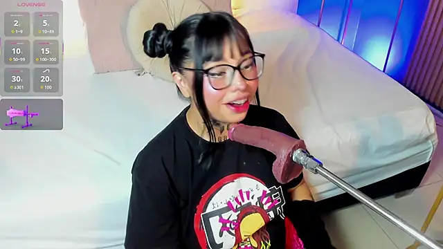 Jena nicols online show from 11-15-25, 10:48