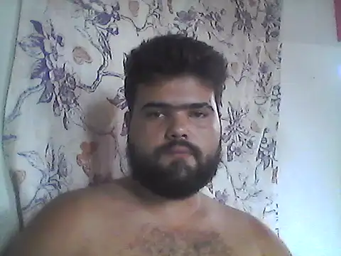 Snapshot of sven1ciu chatting on 06-26-26, 05:39 sven1ciu online show from 06-26-26, 05:39