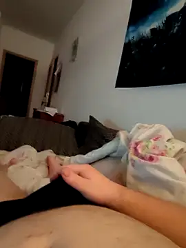 Snapshot of Henryb61 chatting on 01-23-25, 04:26 Henryb61 online show from 01-23-25, 04:26