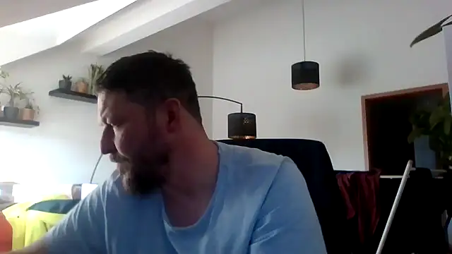 BennyLommy online show from 03-05-26, 02:02