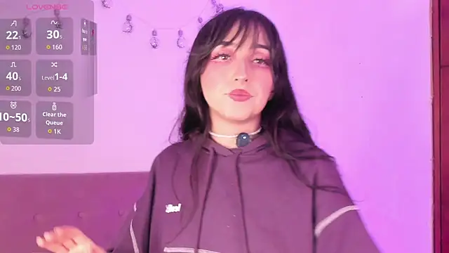 Snapshot of v1cky_ chatting on 11-30-25, 01:09 v1cky online show from 11-30-25, 01:09