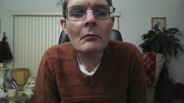 Snapshot of Copfiremen4566 chatting on 12-11-24, 05:53 Copfiremen4566 online show from 12-11-24, 05:53