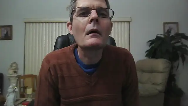 Snapshot of Copfiremen4566 chatting on 10-08-25, 05:05 Copfiremen4566 online show from 10-08-25, 05:05