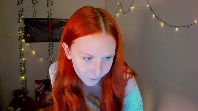 Snapshot of FruttiTatti chatting on 06-20-26, 07:05 FruttiTatti online show from 06-20-26, 07:05