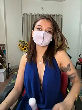 Snapshot of Jen_jennyy1 chatting on 03-19-25, 11:47 Jen jennyy1 online show from 03-19-25, 11:47