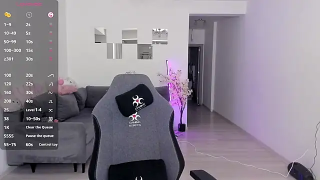 LovelyBianca online show from 04-01-26, 10:07