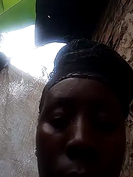 Snapshot of Swit_virgin22 chatting on 02-16-25, 03:38 Swit virgin22 online show from 02-16-25, 03:38