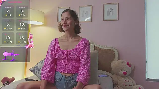 KittyAna online show from 02-06-25, 07:51