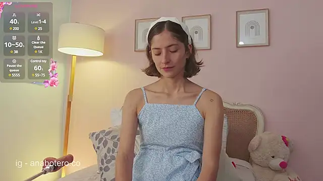 KittyAna online show from 03-14-25, 07:44