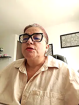 Snapshot of MARIANMILLS__ chatting on 03-22-25, 04:26 MARIANMILLS   online show from 03-22-25, 04:26