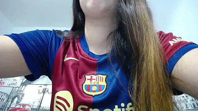 Snapshot of Contantin_helena chatting on 03-22-25, 09:53 Contantin helena online show from 03-22-25, 09:53