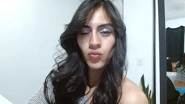 Snapshot of _princess_queen chatting on 02-26-26, 04:11 princess queen online show from 02-26-26, 04:11