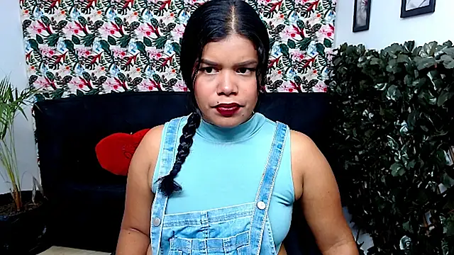 Snapshot of Wendy_Hot_ chatting on 01-29-25, 04:05 Wendy Hot online show from 01-29-25, 04:05