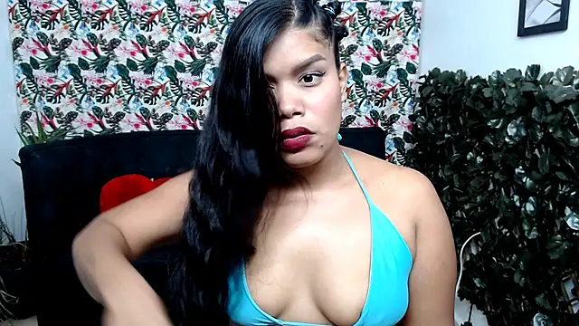 Snapshot of Wendy_Hot_ chatting on 02-13-25, 04:43 Wendy Hot online show from 02-13-25, 04:43