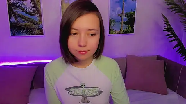 Snapshot of Lina_Brownie chatting on 01-20-25, 05:37 Lina Brownie online show from 01-20-25, 05:37