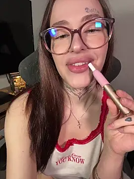 Snapshot of fuckdoll_18 chatting on 02-18-26, 03:08 fuckdoll 18 online show from 02-18-26, 03:08