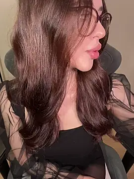 Snapshot of fuckdoll_18 chatting on 03-03-26, 02:12 fuckdoll 18 online show from 03-03-26, 02:12