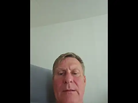 Snapshot of johnnym1 chatting on 04-16-26, 10:38 johnnym1 online show from 04-16-26, 10:38