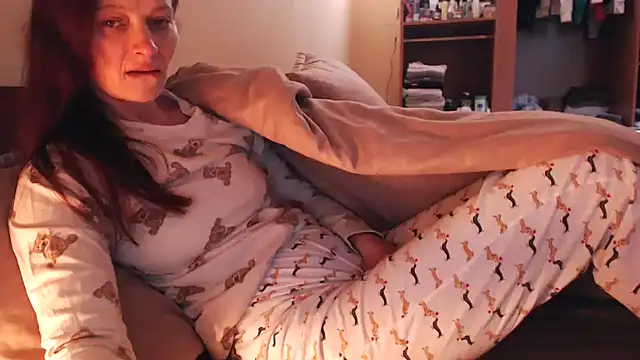 LovelyAndraGirl online show from 05-01-26, 04:39