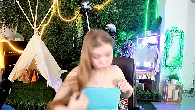 MayaSinabon online show from 10-12-25, 09:08